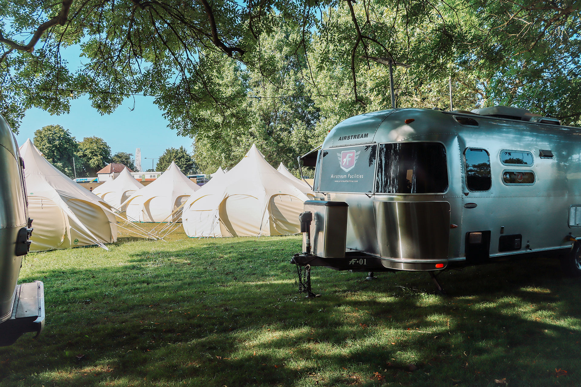 Pink Moon Airstream facilities